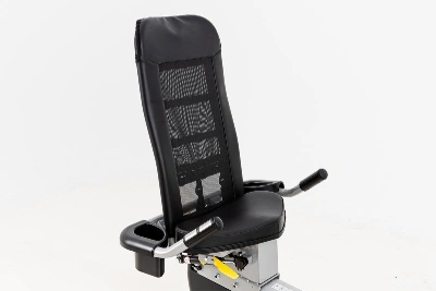 Реабилитационный велотренажер SPIRIT LR660